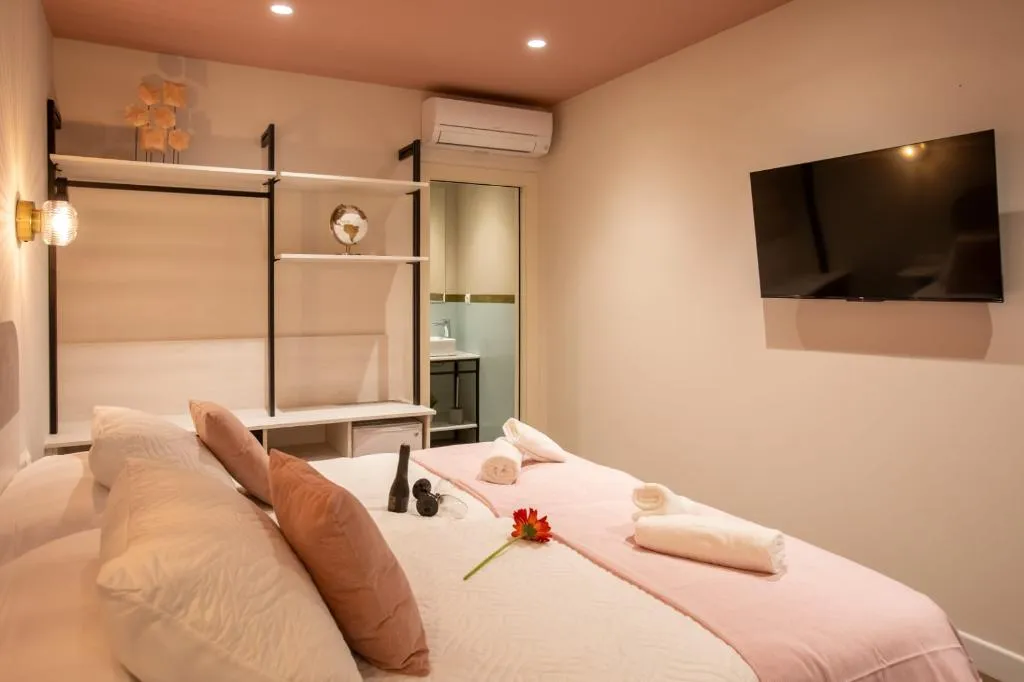 Double or Twin CLASSIC Room, Boutique Rooms Playa Burriana, Costa Del Sol