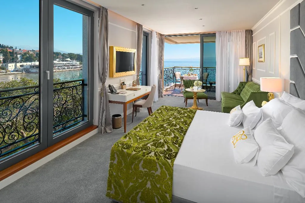 DOUBLE SUPERIOR WITH TERRACE Room, Hotel Villa Harmony, Split
