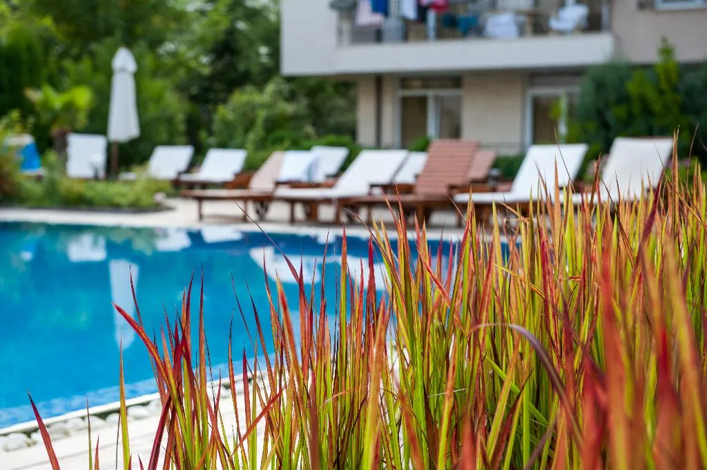 Pool, Dawn Park, Bourgas