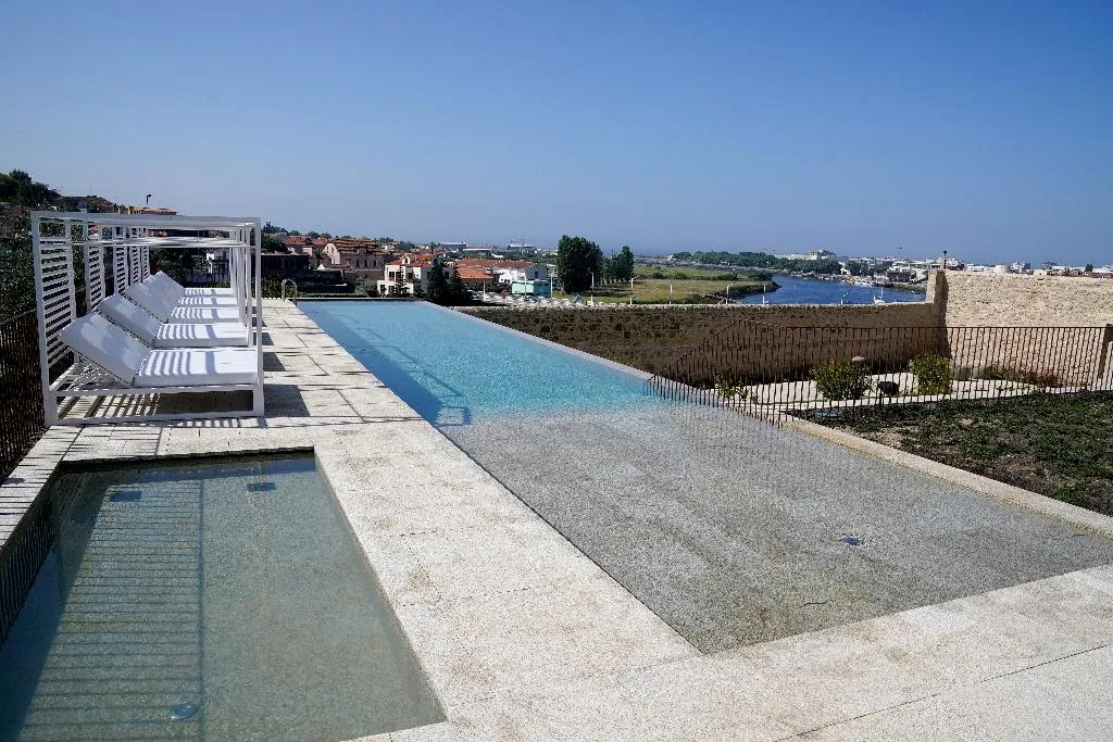 Pool, The Lince Santa Clara, Porto