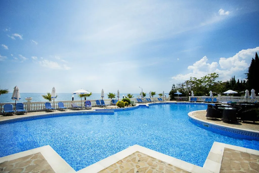 Pool, Royal Bay, Bourgas