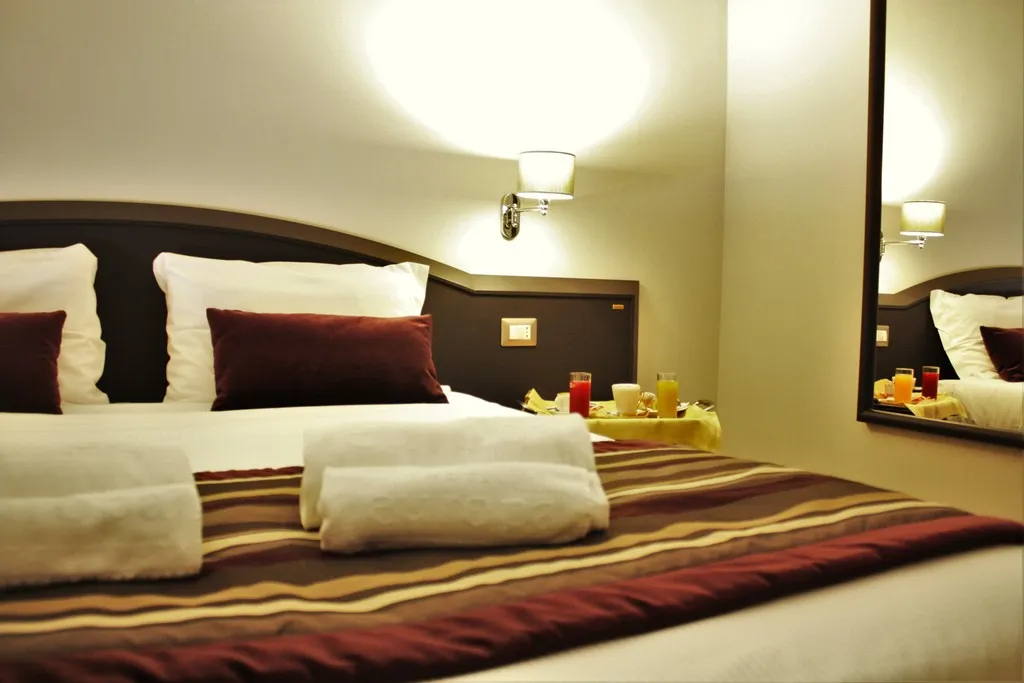Room, Europa di Arzano, Naples