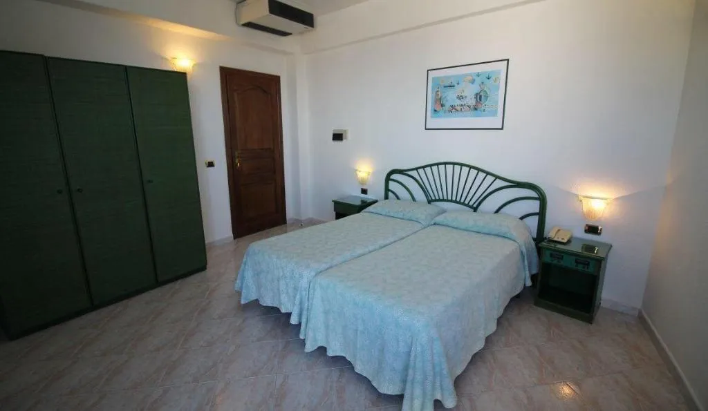 Room, Hotel Terme Park Imperial, Naples