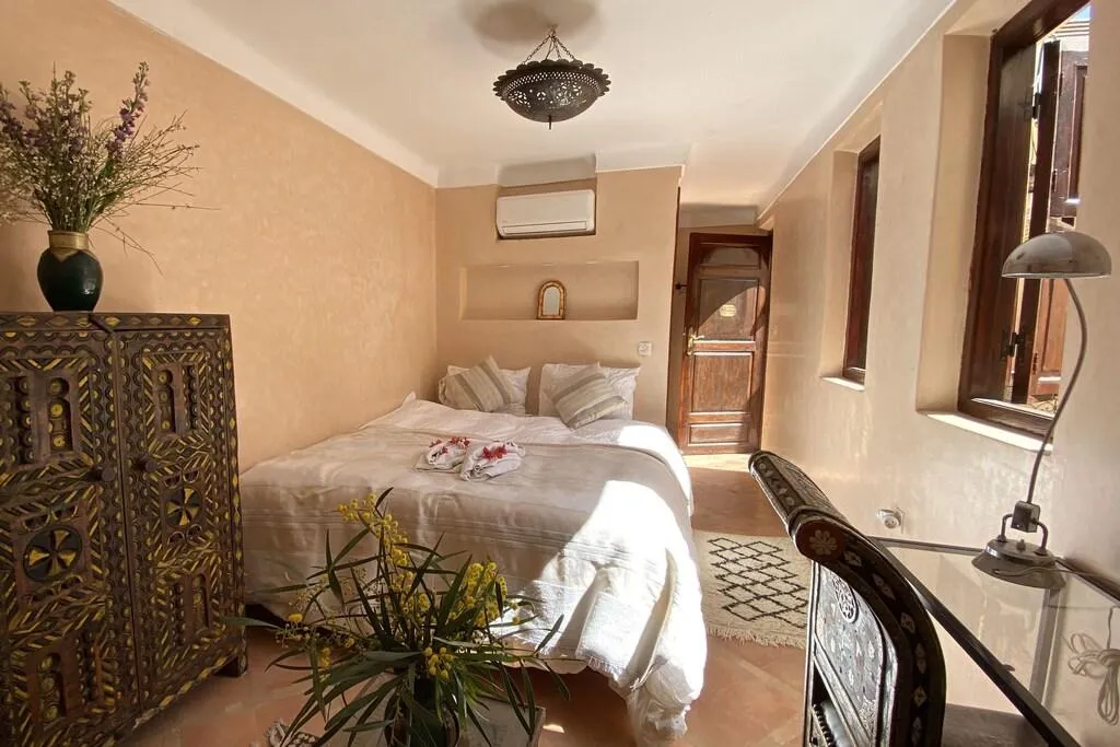 SUITE DELUXE QUEEN BED Room, Riad Of The Storks, Marrakech