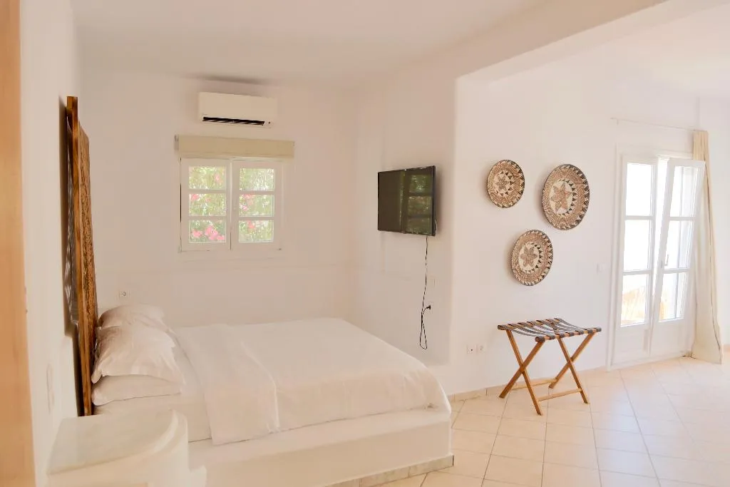 STUDIO GARDEN VIEW ONE BEDROOM Room, Ubud Mykonos, Mykonos