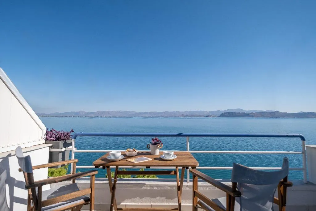 STUDIO SEA VIEW Room, Meli Apartments & Villas, Kalamata