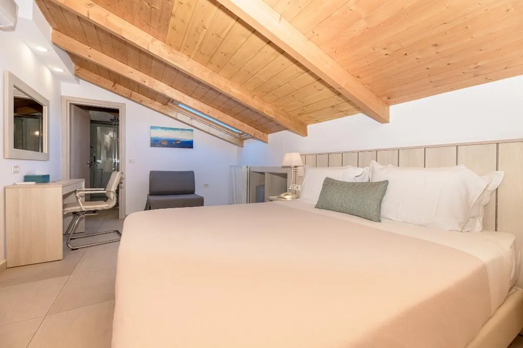 TWIN SIDE SEA VIEW WITH BALCONY Room, Iakinthos, Tsilivi Beach, Zante