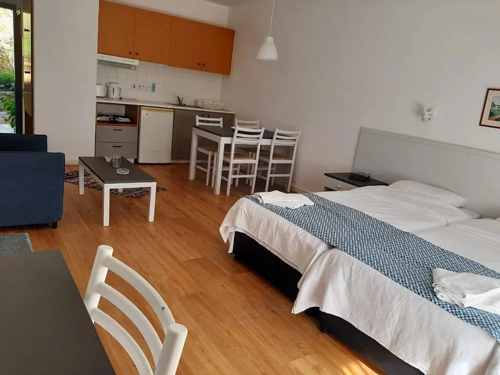 STUDIO CAPACITY 1 Room, Hylatio Tourist Village, Cyprus