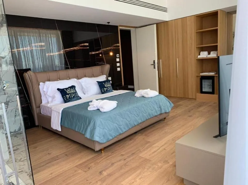 Room, Empire Beach Resort, Kavaje