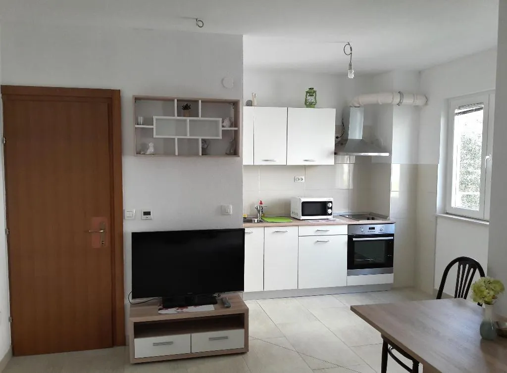 APARTMENT WITH BALCONY Room, House Perone, Dubrovnik