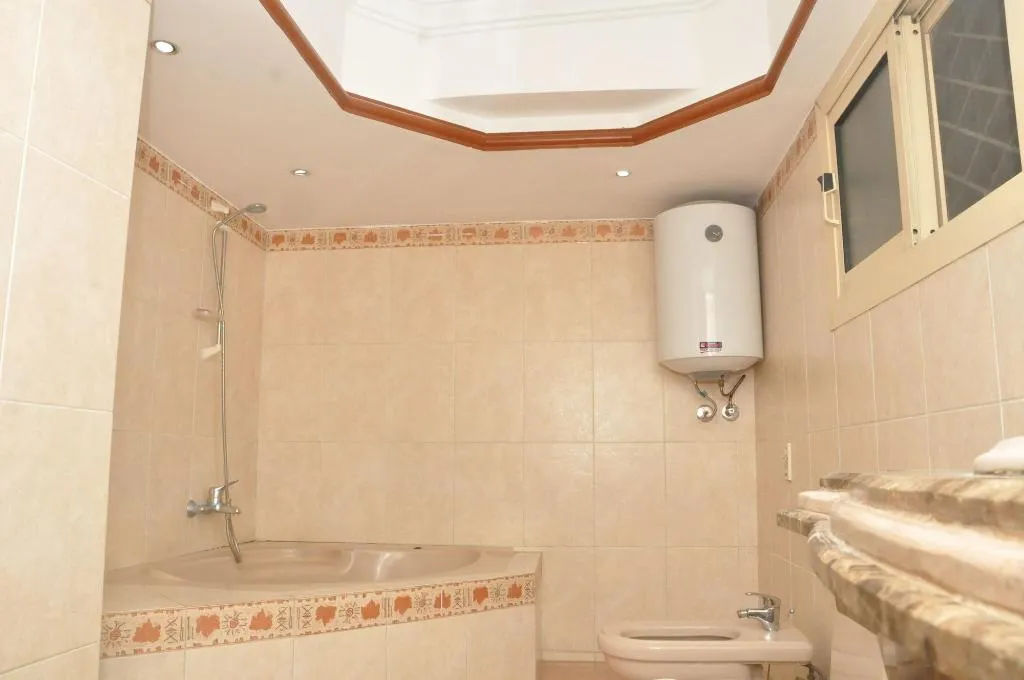 Room, Nile Sky Hotel and Suites, Cairo
