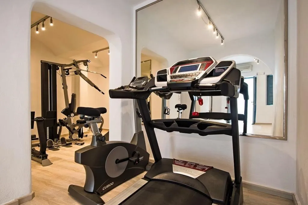 Sports and Entertainment, Pegasus Suites & Spa, Santorini
