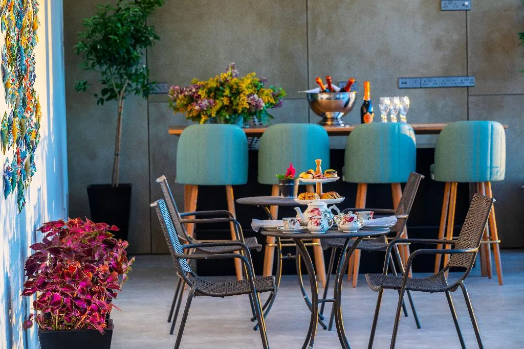 Bar, Anemi Hotel & Suites, Cyprus
