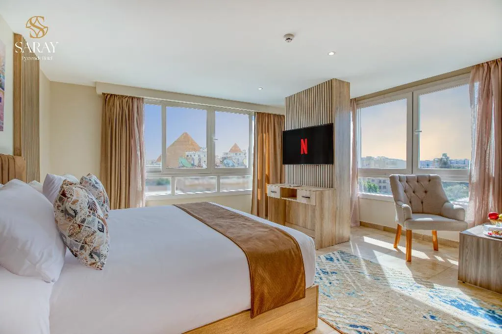 JUNIOR SUITE WITH VIEWS Room, Saray Pyramids & Museum View Hotel, Cairo