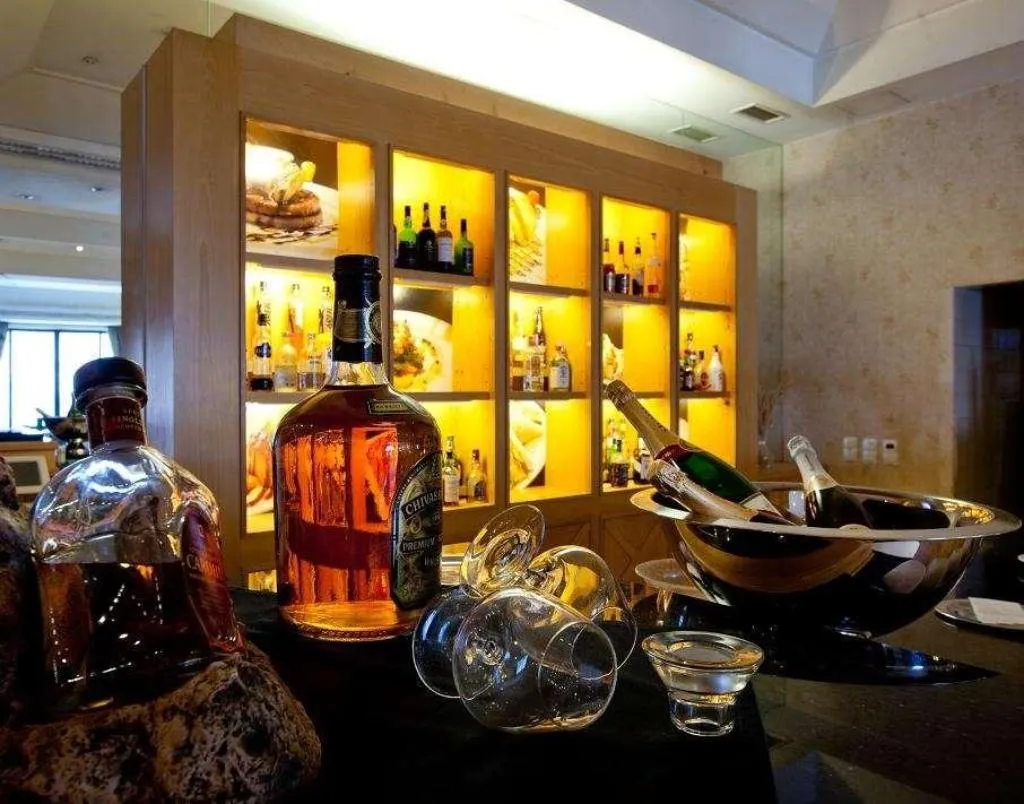 Bar, Riviera Hotel Carcavelos, Lisbon