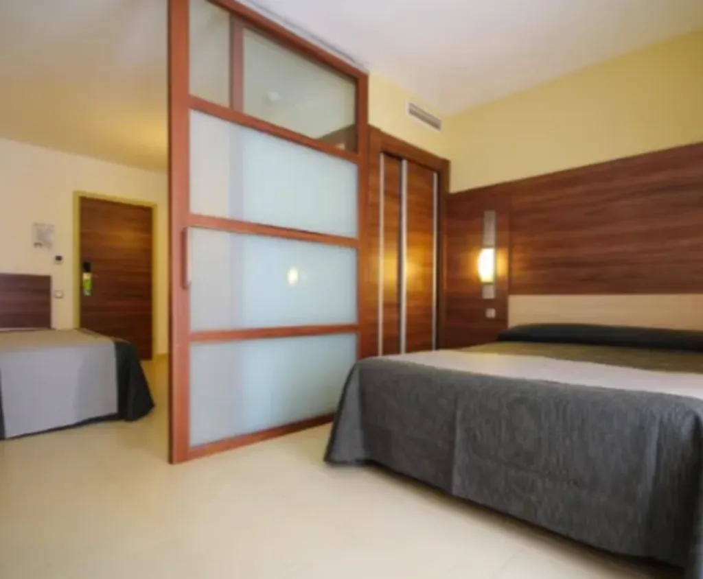 FAMILY ROOM CAPACITY 4 Room, Aquamarina & SPA, Costa Brava
