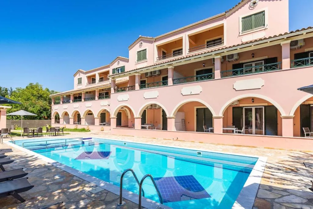 Pool, Bella De Lux Apts, Corfu