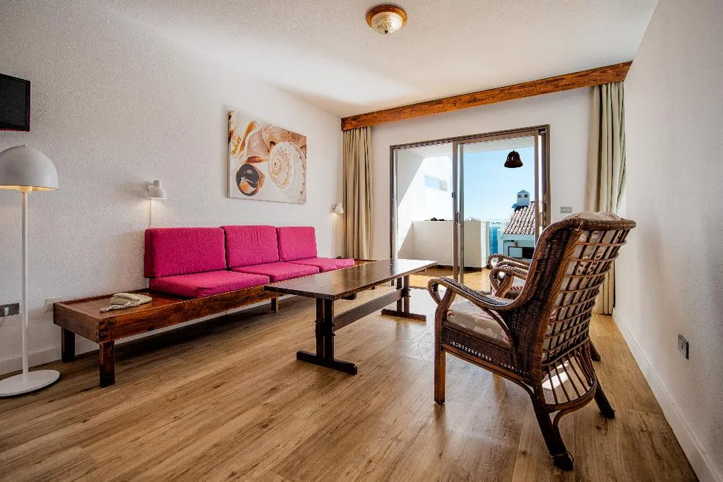 APARTMENT CAPACITY 3 ONE BEDROOM Room, Apartamentos Albatros, Tenerife