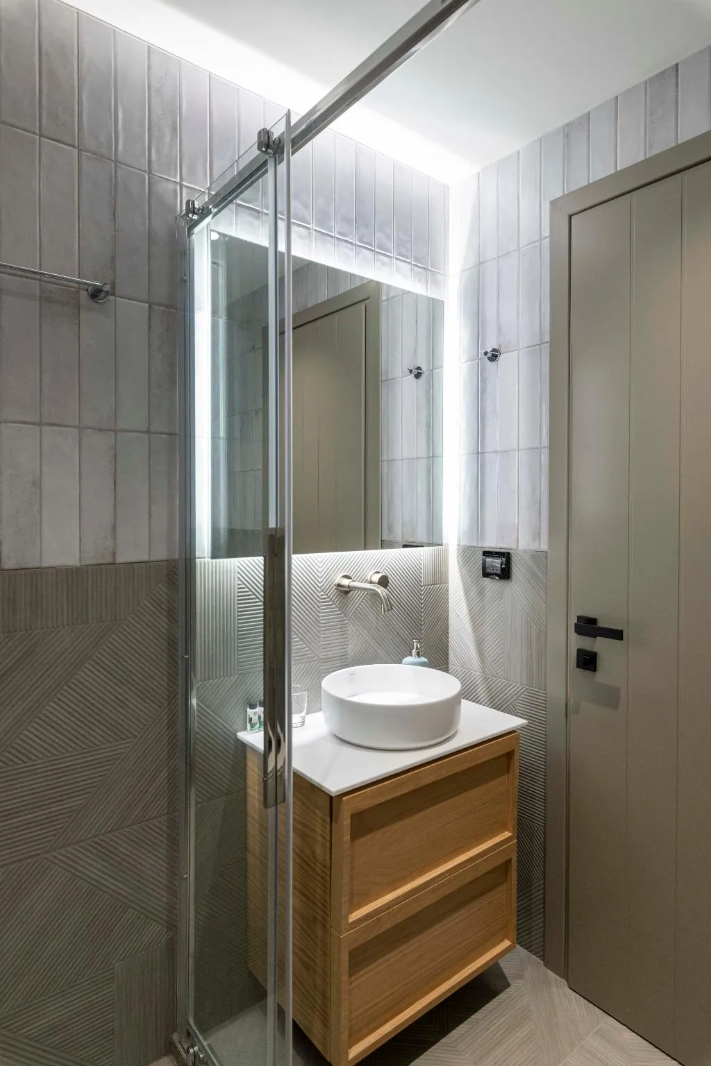 TWIN STANDARD Room, Parea, Athens