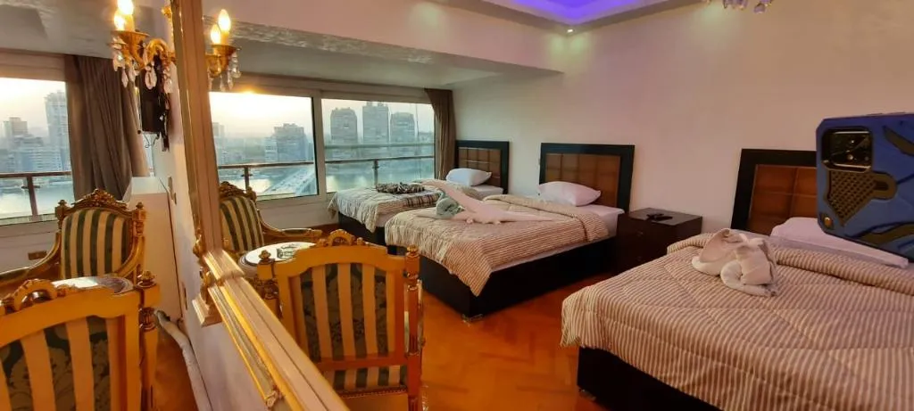 Room, Nile Sky Hotel and Suites, Cairo