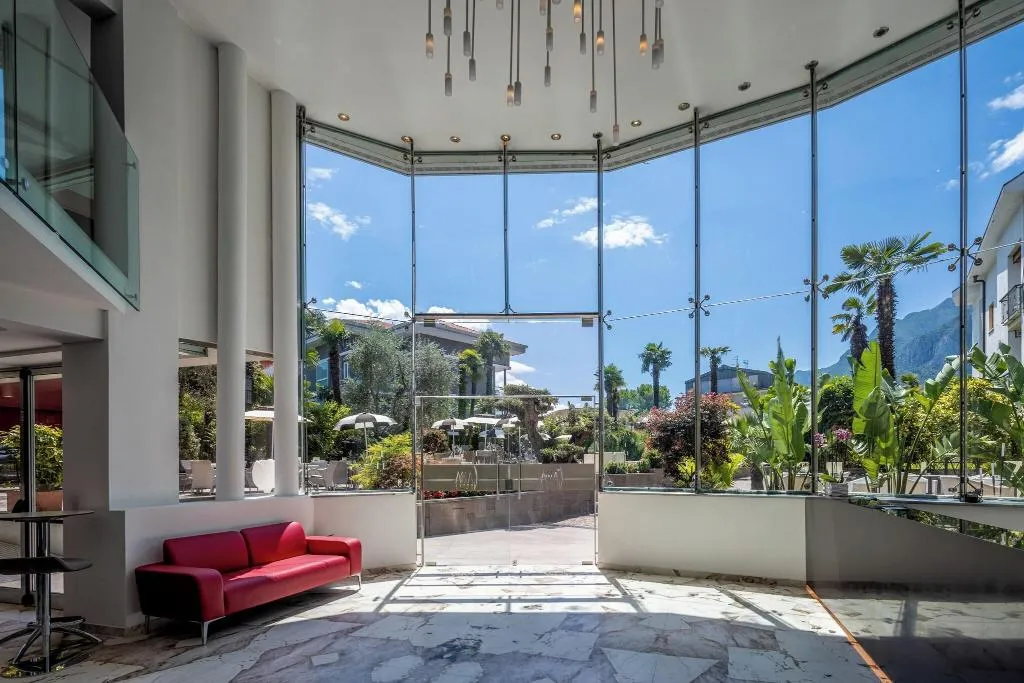 Lobby, Hotel Garda, Milan