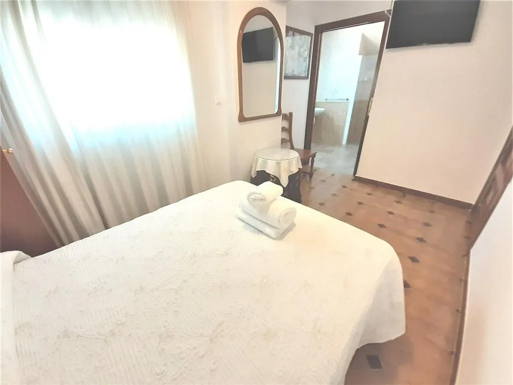 Room, Hostal Kokkola, Costa Del Sol