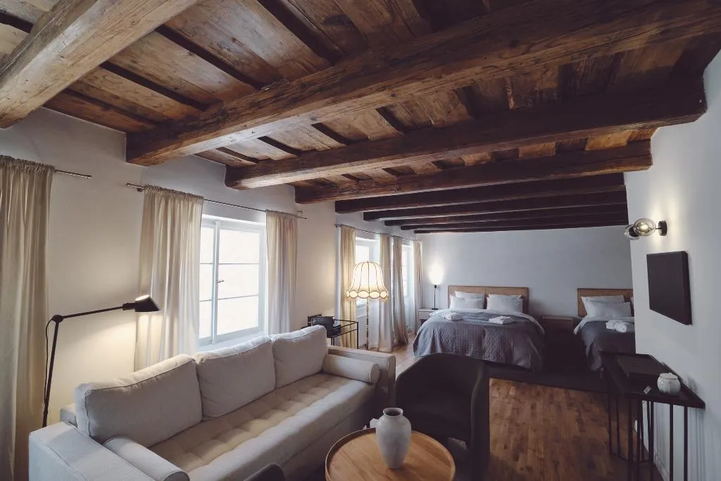 QUADRUPLE DELUXE Room, Domus Balthasar, Prague