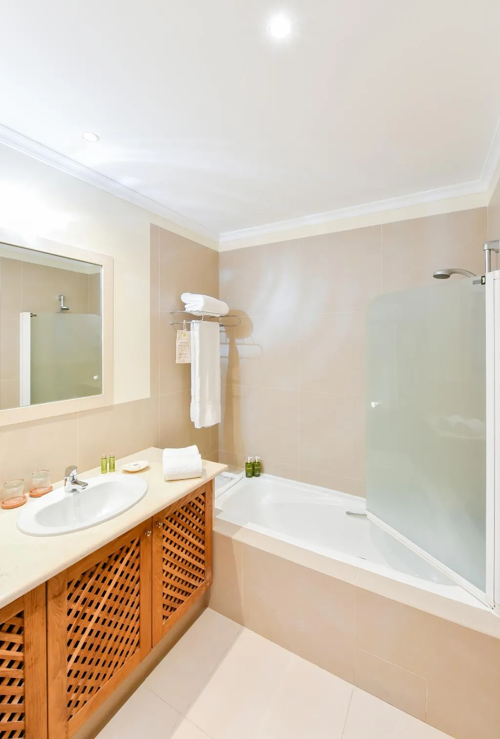 TOWNHOME SUPERIOR TWO BEDROOMS Room, Martinhal Quinta  Do Lago Family Resort, Algarve