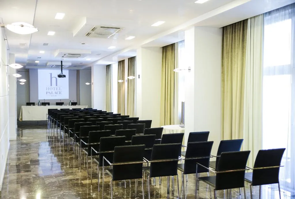 Conferences, Palace Hotel, Naples