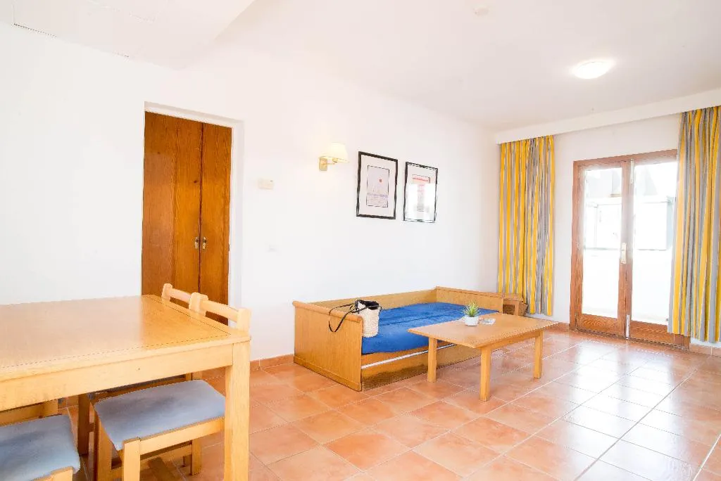 APARTMENT CAPACITY 7 TWO BEDROOMS Room, Gavimar Cala Gran Costa Del Sur, Majorca
