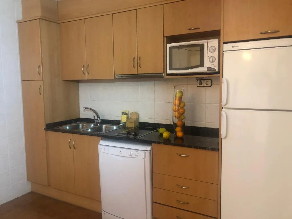 APARTMENT CAPACITY 9 FOUR BEDROOMS Room, Solineu Apartments, Costa Brava