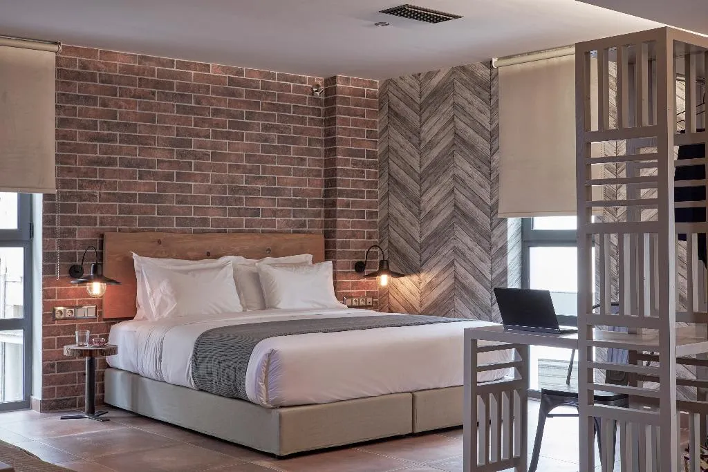SUITE STANDARD Room, 18 Micon Street, Athens