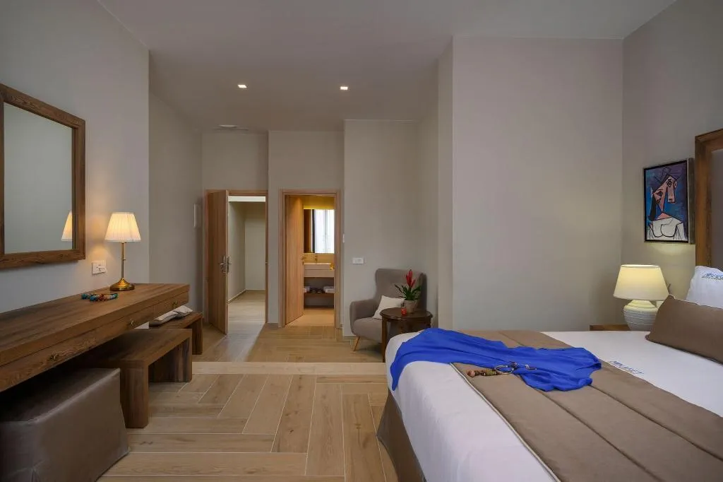 Room, Minaret Suites & Apartments, Crete