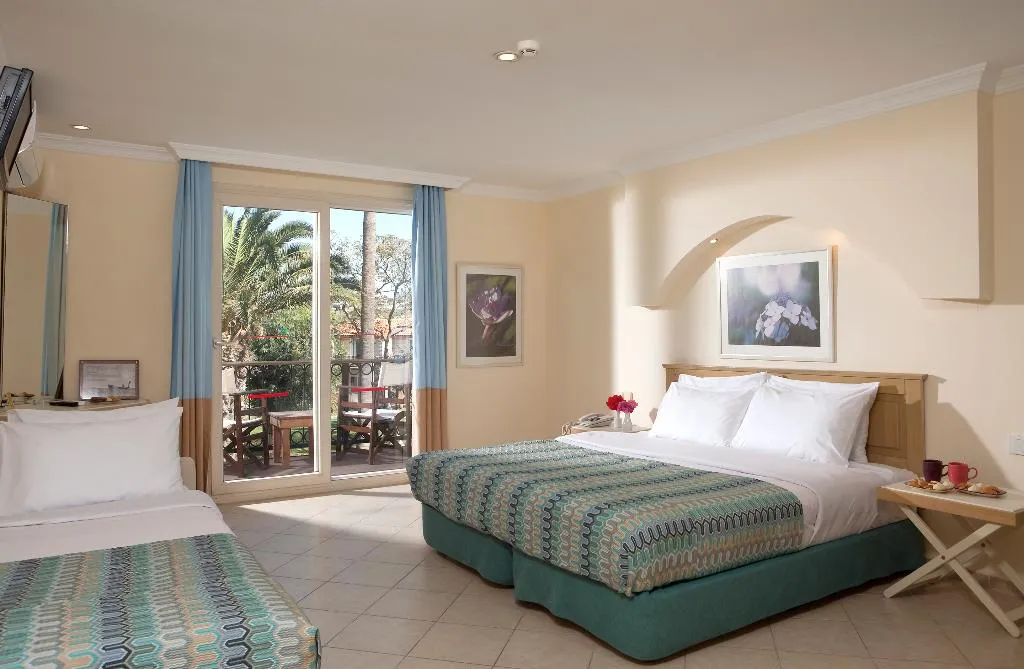 DOUBLE SINGLE USE LAND VIEW Room, Club Resort Atlantis Izmir/Sigacik, Izmir