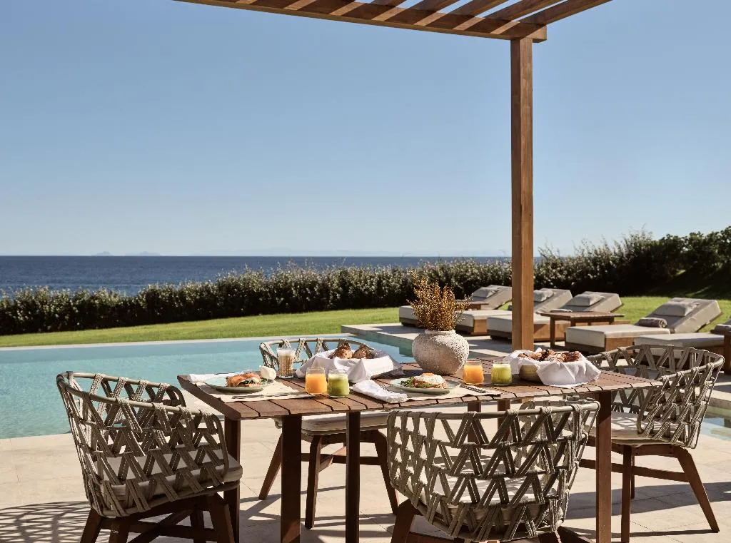 VILLA THREE BEDROOMS WITH PRIVATE POOL Room, Lesante Cape, Zante
