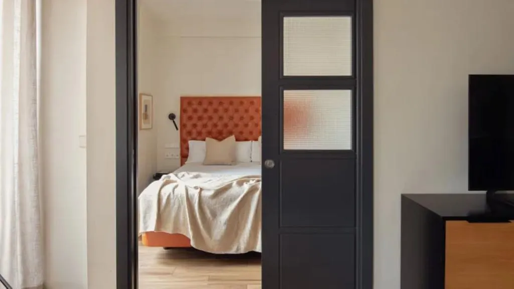 APARTMENT ONE BEDROOM WITH TERRACE Room, Libere Madrid Malasaña, Madrid