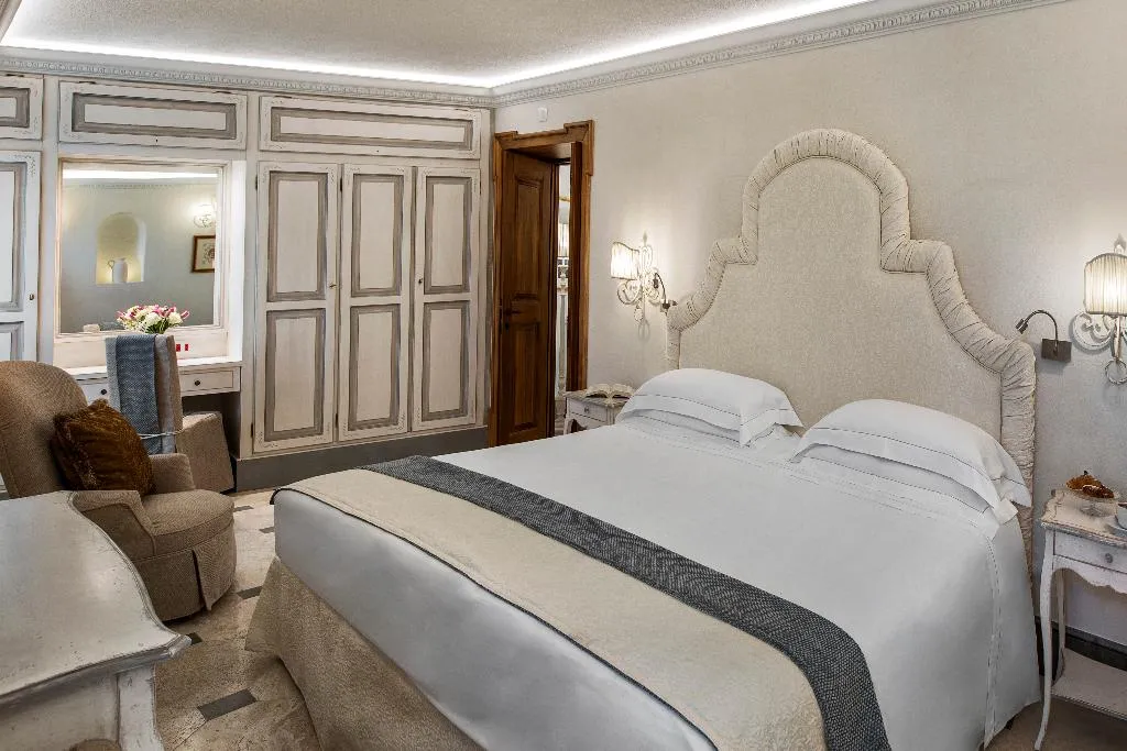 SUITE KING SIZE BED Room, Monastero di Cortona Hotel & Spa, Perugia