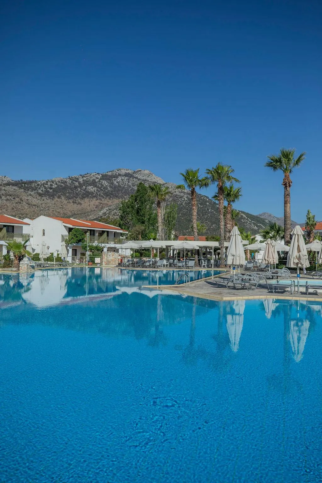 Pool, Golden Coast, Athens