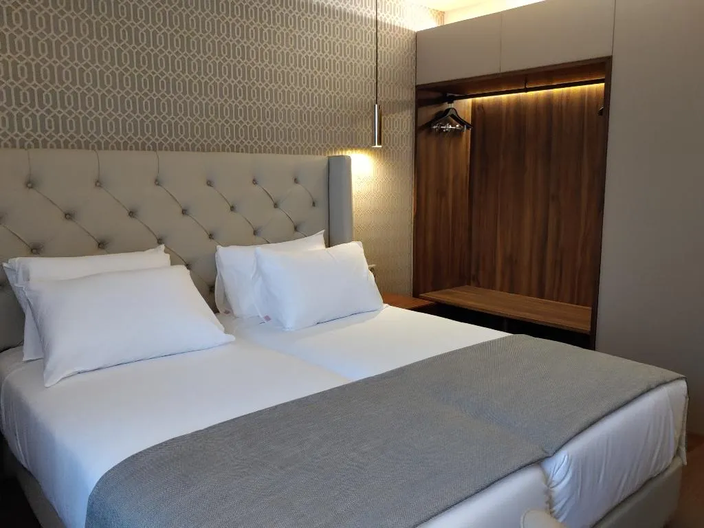 DOUBLE SINGLE USE STANDARD Room, Oca Oriental Porto Hotel, Porto