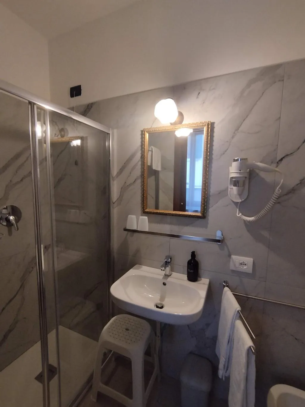 QUADRUPLE STANDARD Room, Alloggi SS. Giovanni e Paolo, Venice