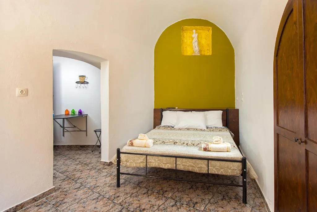 STUDIO STANDARD Room, Knights of the Old Town, Rhodes