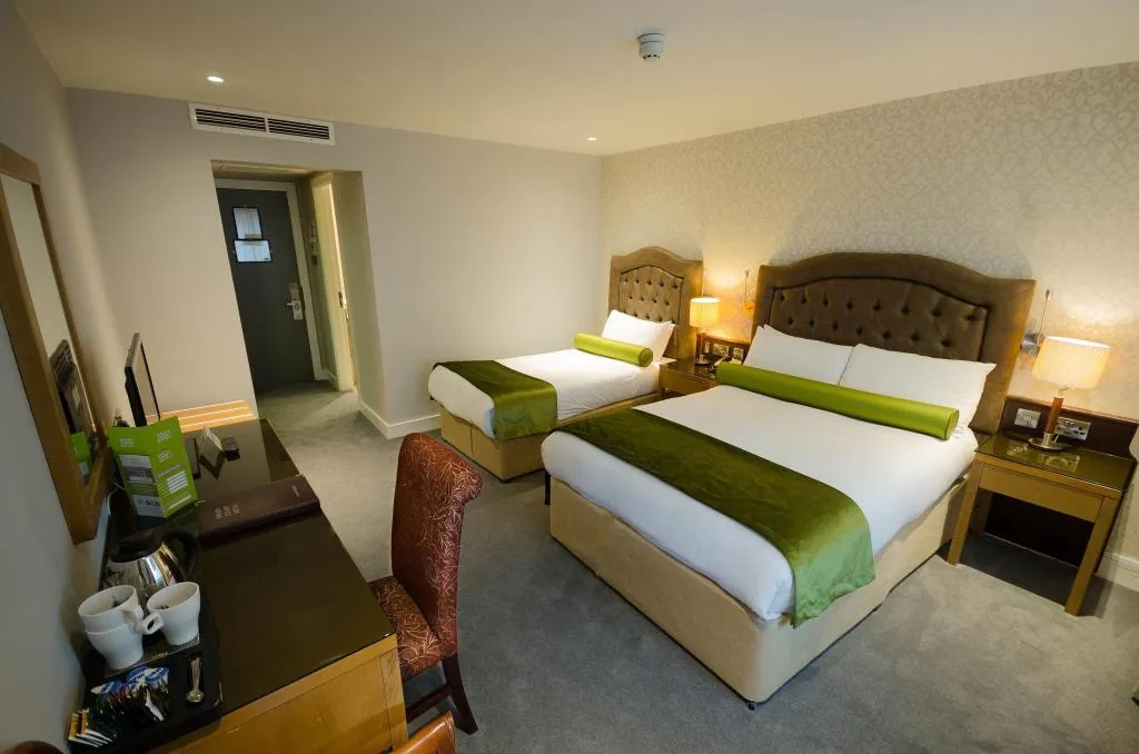 TRIPLE TWO BEDS Room, Drury Court Hotel, Dublin
