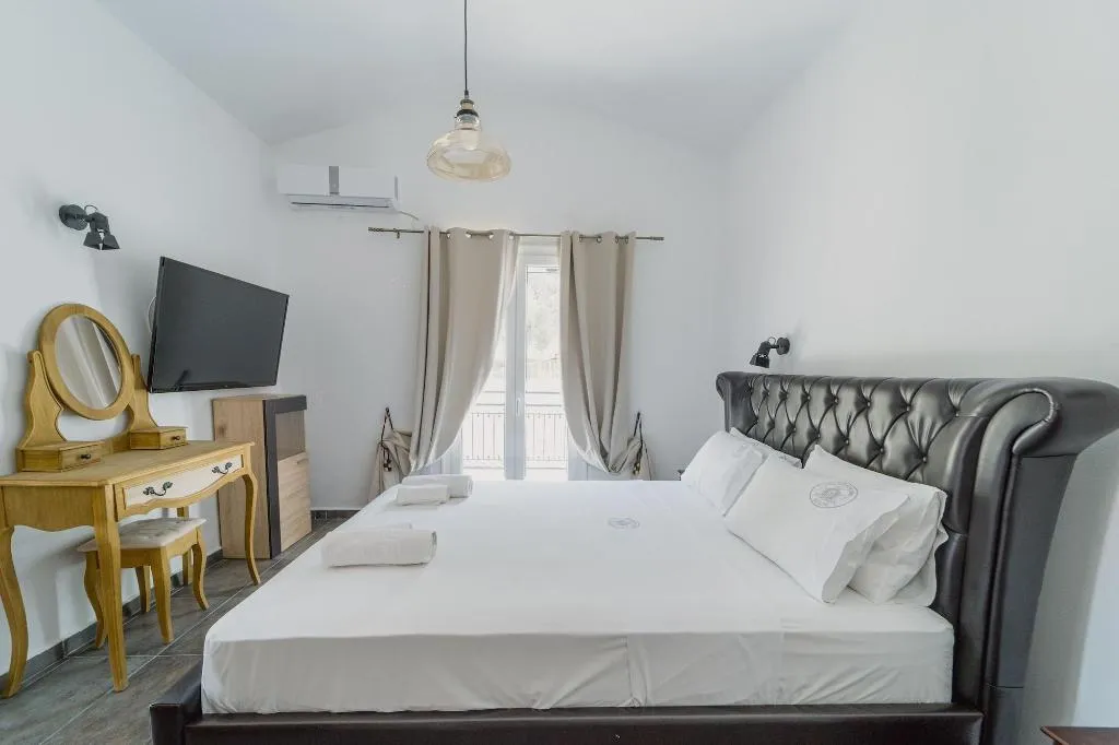 Room, Stellatos House, Kalamata