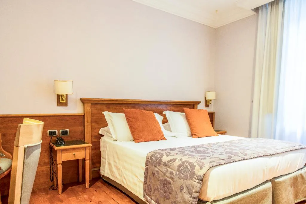 DOUBLE STANDARD Room, Giolli Nazionale, Rome