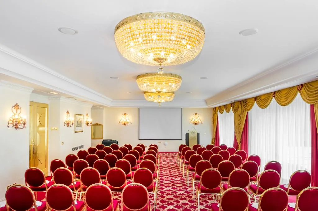 Conferences, Villa e Palazzo Aminta, Milan