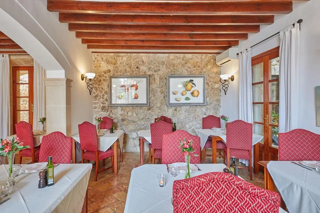 Restaurant, Cas Comte Petit Hotel & Spa, Majorca