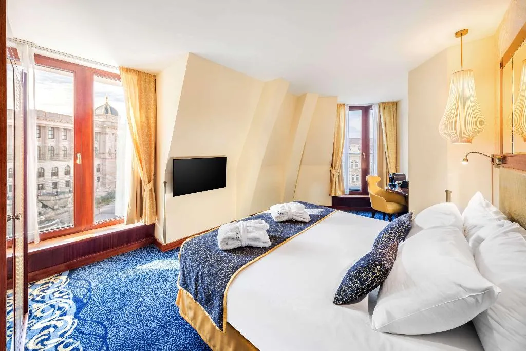 Double or Twin EXECUTIVE Room, Occidental Praha Wilson, Prague