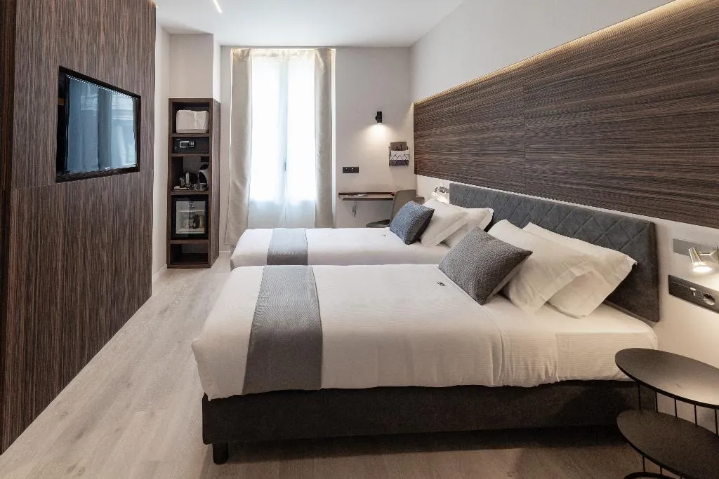 Double or Twin SUPERIOR Room, AH - Duomo Essence, Milan
