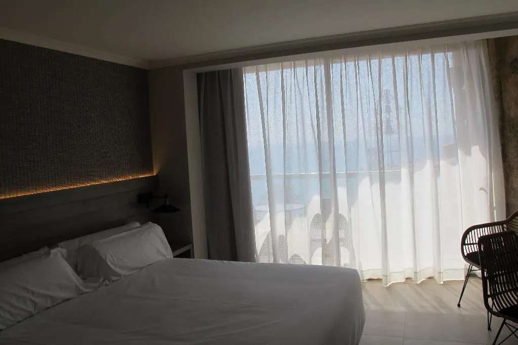 Double or Twin WITH TERRACE Room, Metropol Hotel, Costa Brava