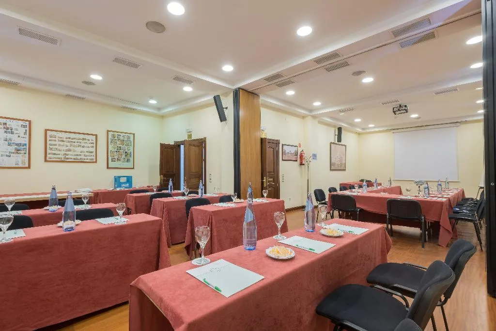 Conferences, Condesa de Chinchon, Madrid
